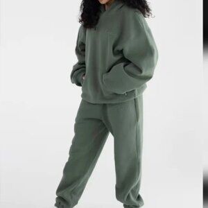 Cmfrt Minimalist Hoodie Forest Green XL